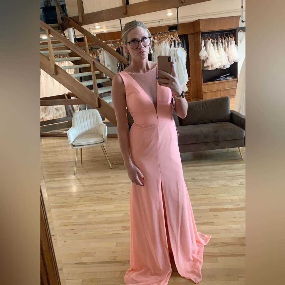 measurements 37.5inches waist 32inches hips 41inches Also have in gray